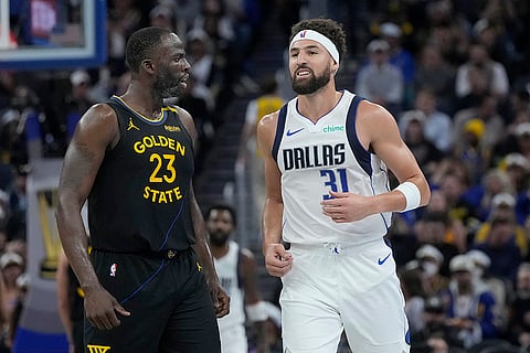 NBA Cup: Mavericks guard Klay Thompson (31) reacts after missing a 3-point basket attempt next to Warriors forward Draymond Green (23)