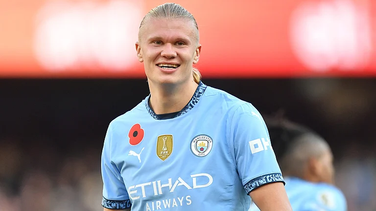 Erling Haaland is "not a priority" for Barcelona. - null