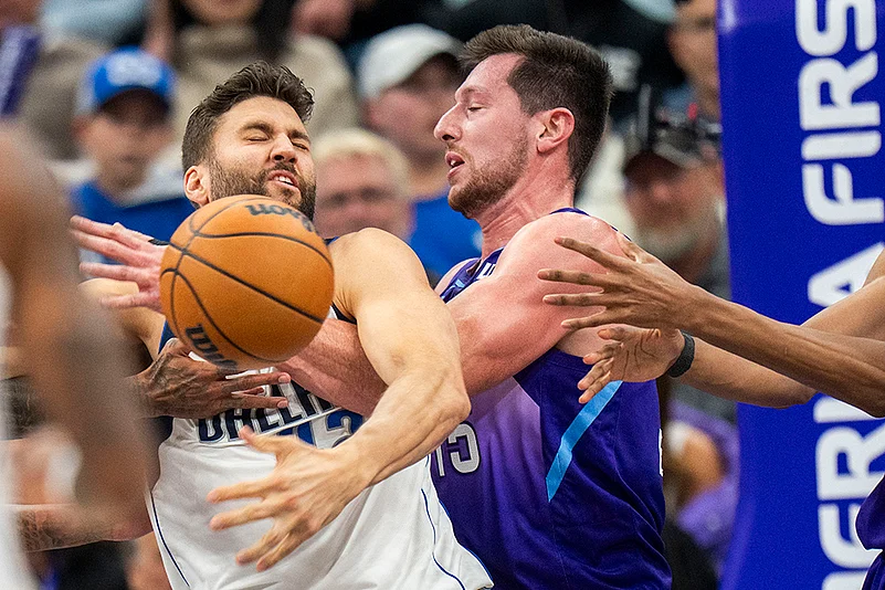 NBA Dallas Mavericks vs Utah Jazz Basketball photo_Maxi Kleber