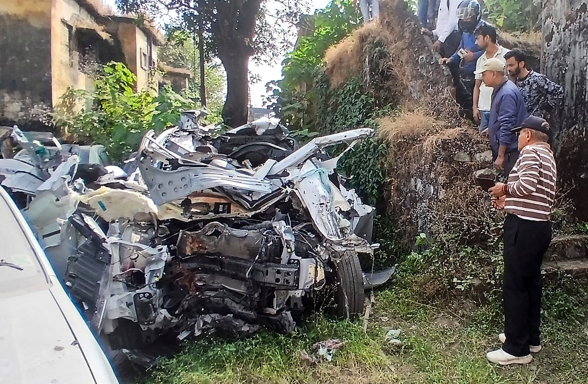 PTI : Dehradun accident resulted in the death of six people.