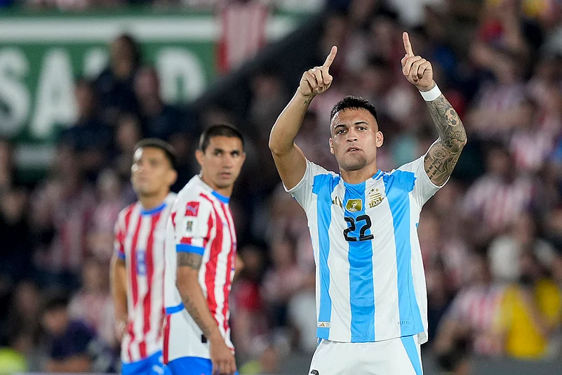 FIFA World Cup 2026 Qualifiers Paraguay vs Argentina soccer match photos_Lautaro Martinez