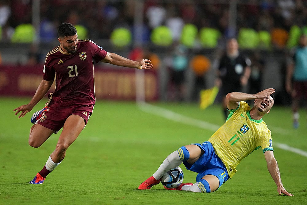 FIFA World Cup 2026 Qualifiers Venezuela vs Brazil  soccer match photos_Gabriel Martinelli