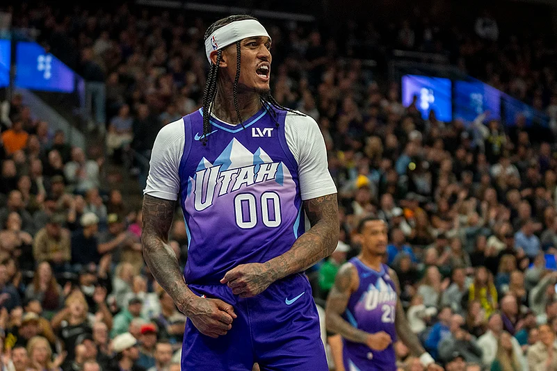 NBA Dallas Mavericks vs Utah Jazz Basketball photo_Jordan Clarkson