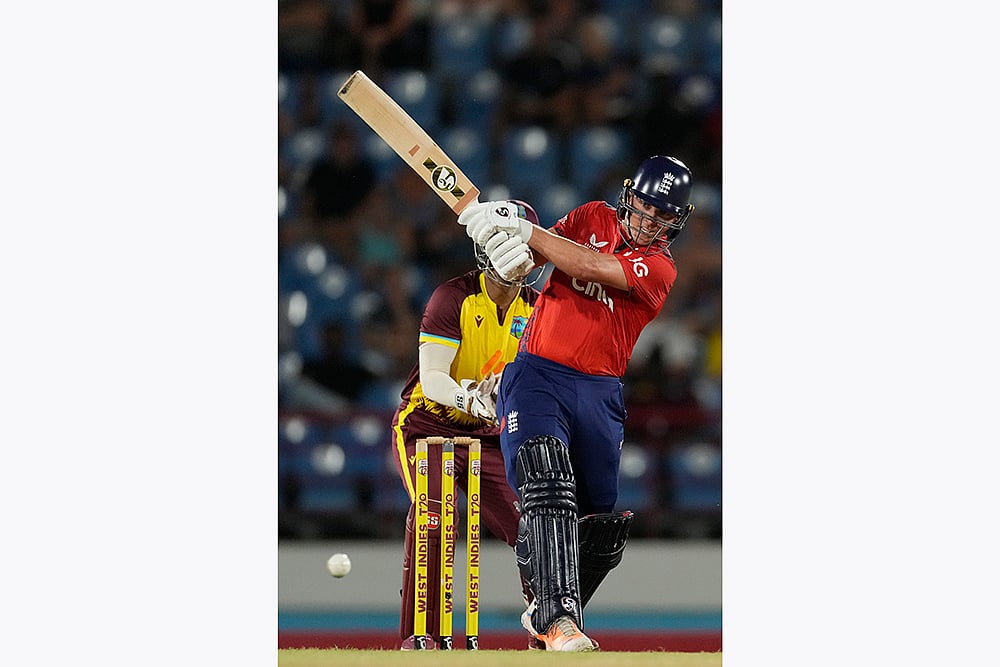 West Indies vs England third T20 cricket at Daren Sammy National Cricket Stadium_Sam Curran 