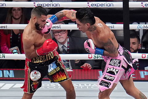 Barrios vs Ramos Boxing: Mario Barrios hits Abel Ramos