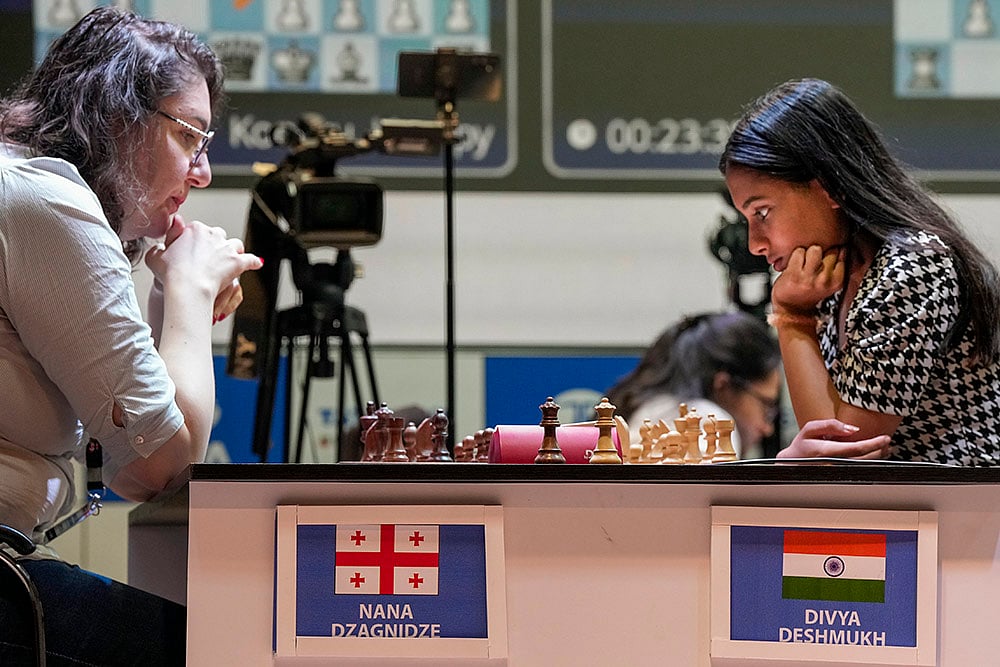 Tata Steel Chess India Rapid Day 3 photo_Nana Dzagnidze vs IM Divya Deshmukh