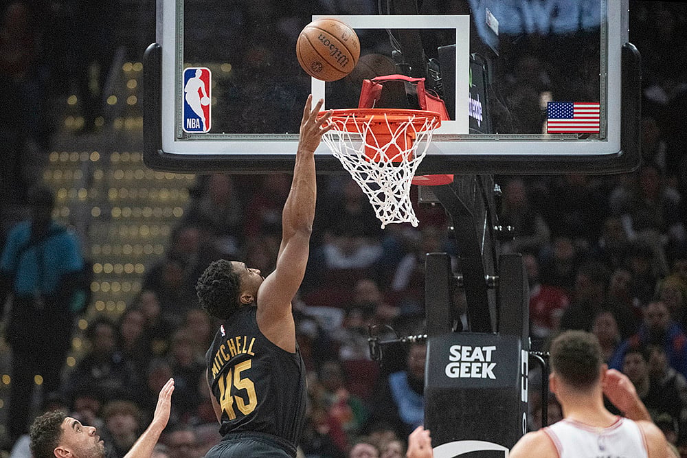 NBA Basketball Chicago Bulls vs Cleveland Cavaliers gallery_Donovan Mitchell