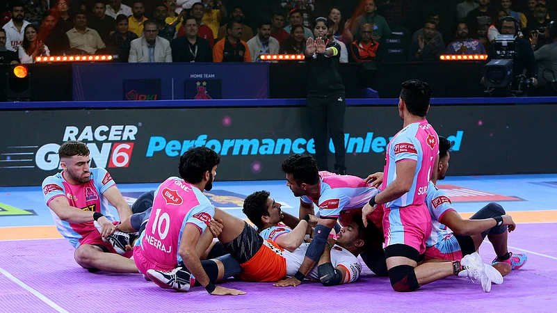 Jaipur-Pink-Panthers-Puneri-Paltan-PKL-Photo