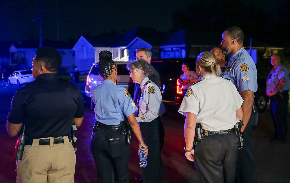 STAFF PHOTO BY DAVID GRUNFELD/AP : Shooting In New Orleans killed two.