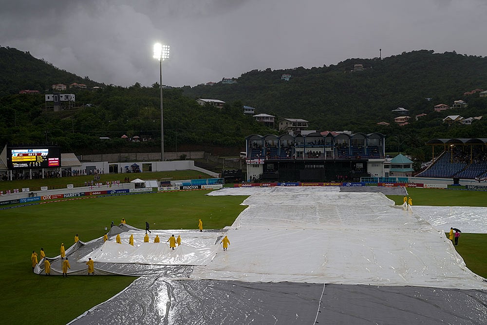 | Photo: AP/Ricardo Mazalan : WI Vs ENG 5th T20I