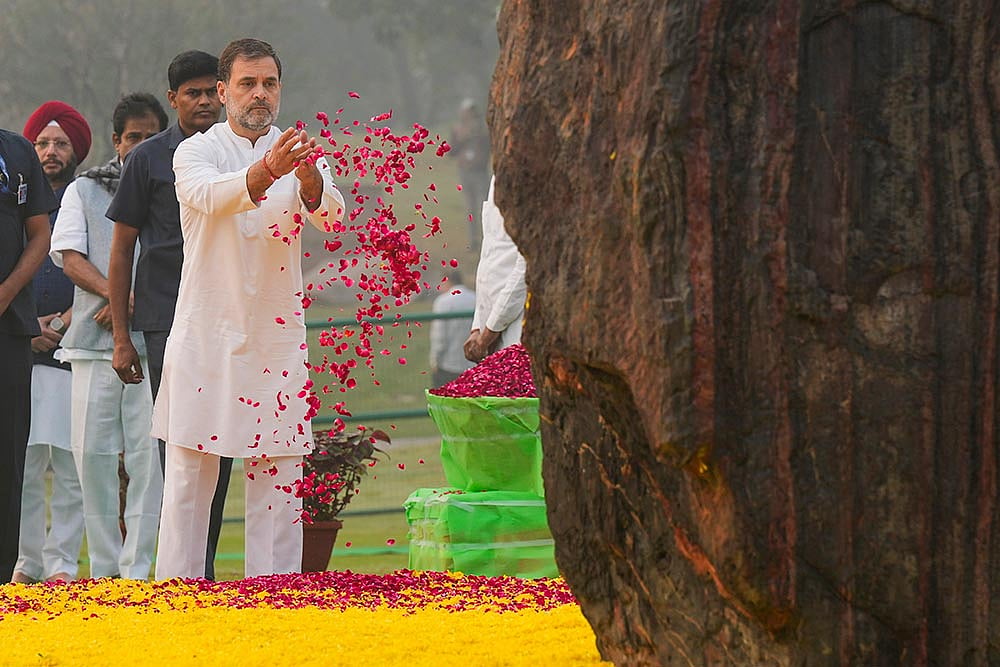 | Photo: PTI/Manvender Vashist Lav : Indira Gandhi's birth anniversary