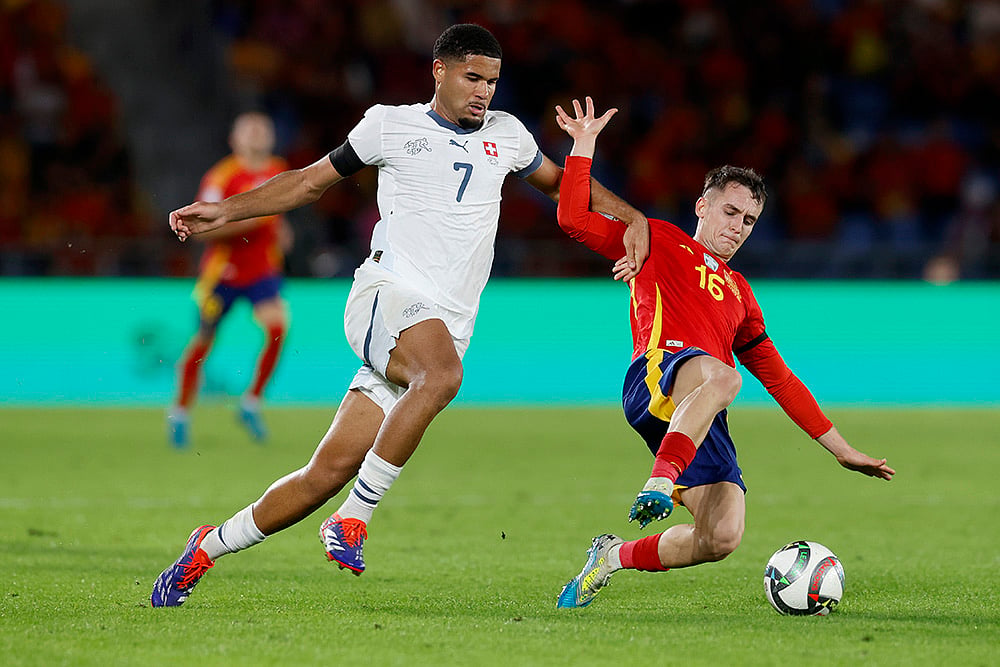 UEFA Nations League Soccer Spain Vs Switzerland football gallery_Simon Sohm