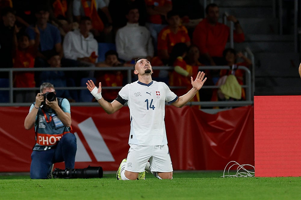UEFA Nations League Soccer Spain Vs Switzerland football gallery_Andi Zequiri