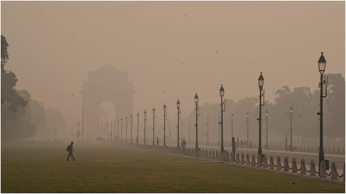 | Photo: Suresh K Pandey for Outlook India : Delhi AQI Remains At 'Severe', AAP Govt Mulls Enforcing Odd-Even Scheme 