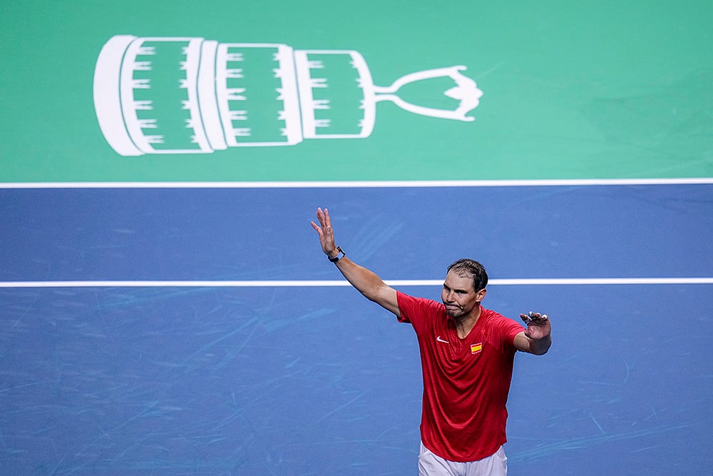 2024 Davis Cup Tennis Finals Rafael Nadal Retires_Nadal waves to the crowd