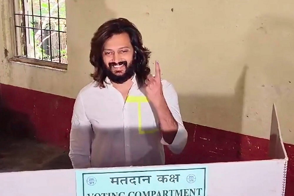 Voting for 2024 Maharashtra state assembly elections_Actor Riteish Deshmukh
