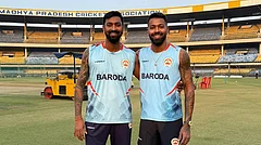 Hardik Pandya (right) will be representing his state Baroda alongside his brother Krunal Pandya in the VHT 2024. - Photo: X