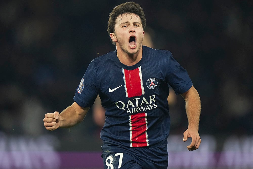 France Soccer League One Paris Saint-Germain vs Toulouse Football gallery_Joao Neves