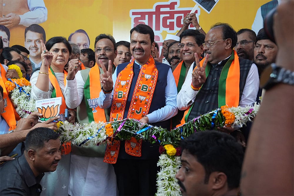 Maharashtra assembly polls 2024 - Mahayuti celebration photos_Pankaja Munde