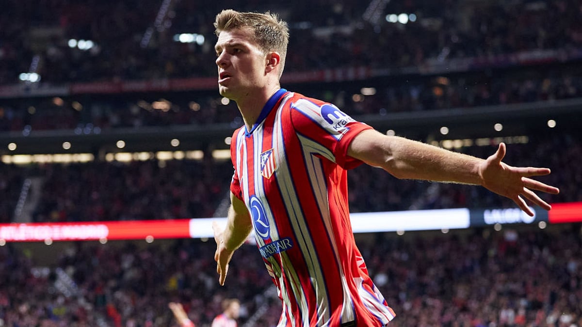 Alexander Sorloth of Atletico Madrid celebrates