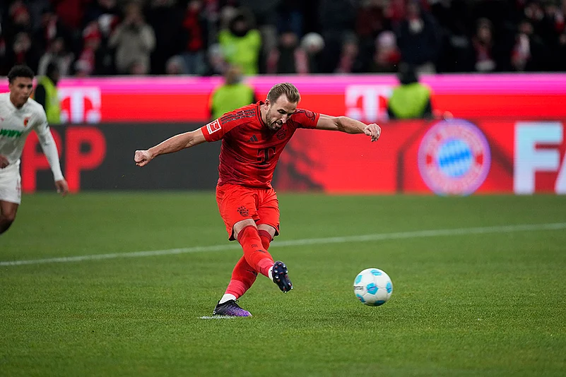 Germany Soccer Bundesliga Bayern Munich vs Augsburg Football gallery_Harry Kane
