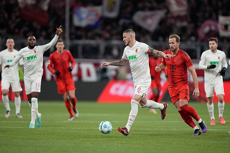 Germany Soccer Bundesliga Bayern Munich vs Augsburg Football gallery_ Jeffrey Gouweleeuw