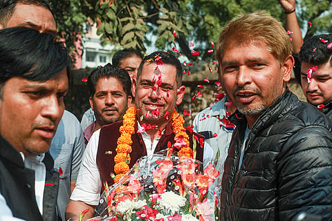 Robert Vadra greeted by supporters in Delhi