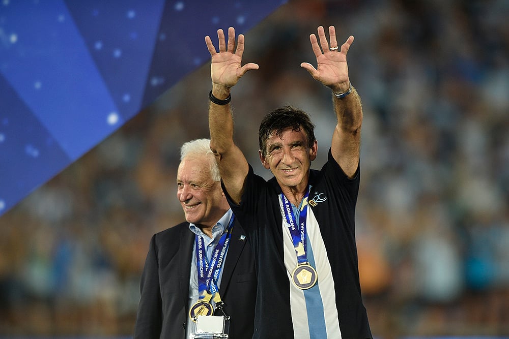 Copa Sudamericana 2024 final Argentinas Racing Club vs Brazils Cruzeiro gallery_Gustavo Costas