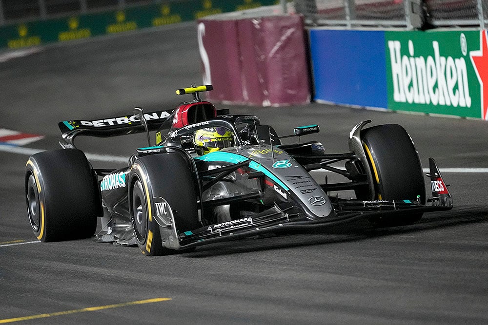 F1 Las Vegas Auto Racing Max 2024 Verstappen Captures 4th F1 Title_Lewis Hamilton