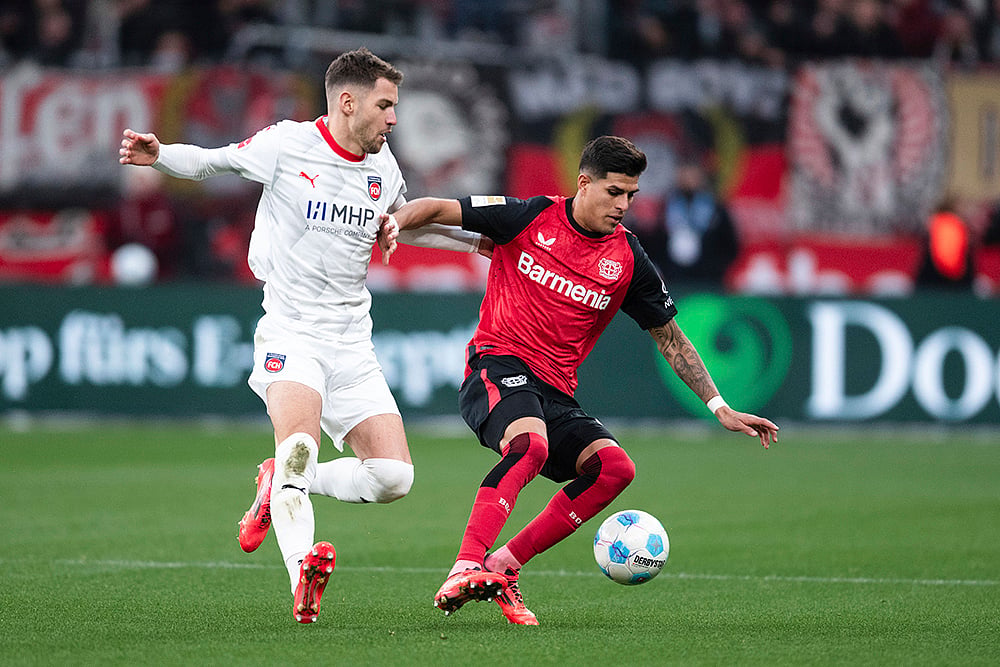 German Bundesliga soccer Bayer 04 Leverkusen and FC Heidenheim 1846 football gallery_Piero Hincapie