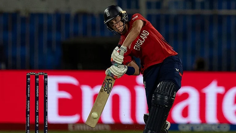Women's T20 World Cup, ENG W vs RSA W: - | Photo: AP/Altaf Qadri