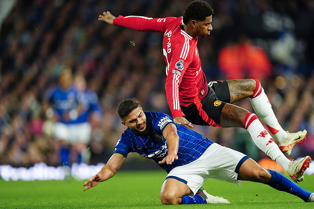 English Premier League: Ipswich Town Vs Manchester United