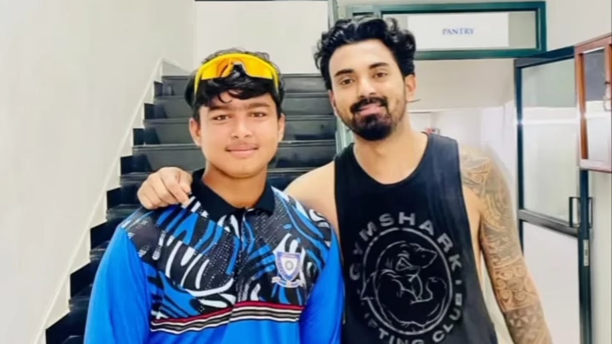 X/Delhi Capitals : File photo of Vaibhav Suryavanshi with India batter KL Rahul.
