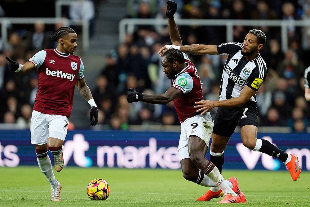 English Premier League soccer Newcastle United Vs West Ham football gallery_Michail Antonio