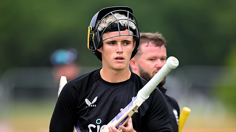 England's Jacob Bethell - null