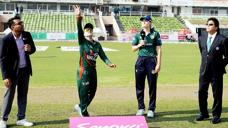 ban-w vs ire-w toss 1st odi X bangladesh cricket