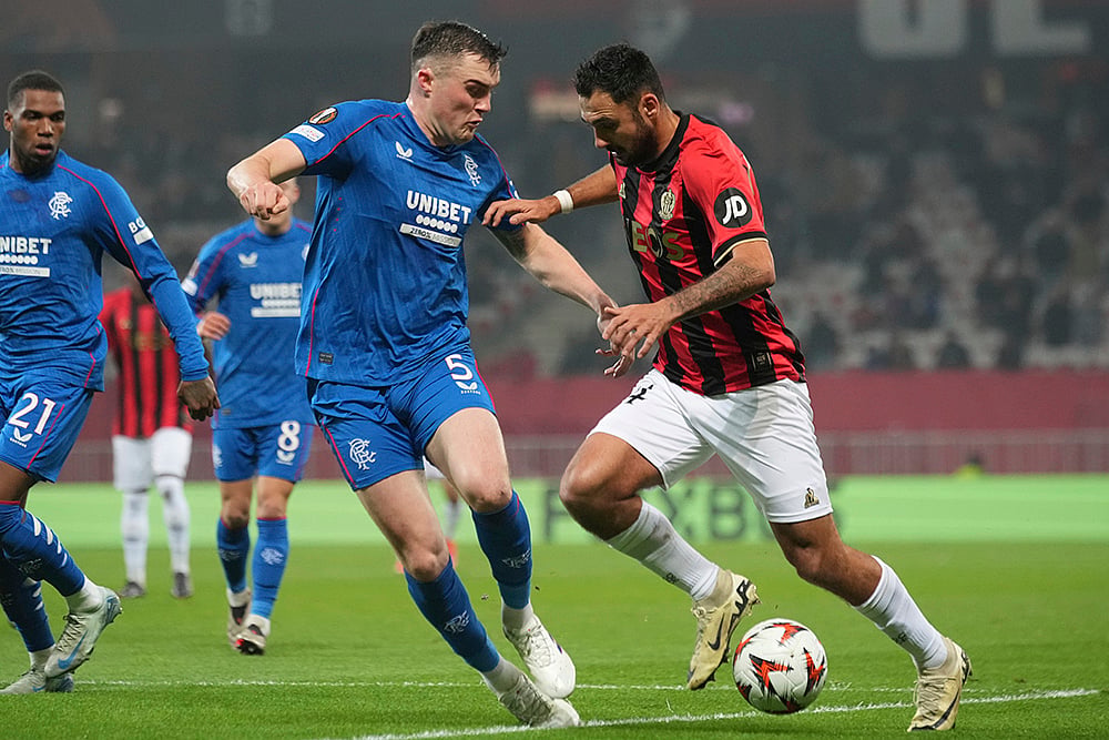 UEFA Europa League Soccer Nice Vs Rangers football gallery: Dante