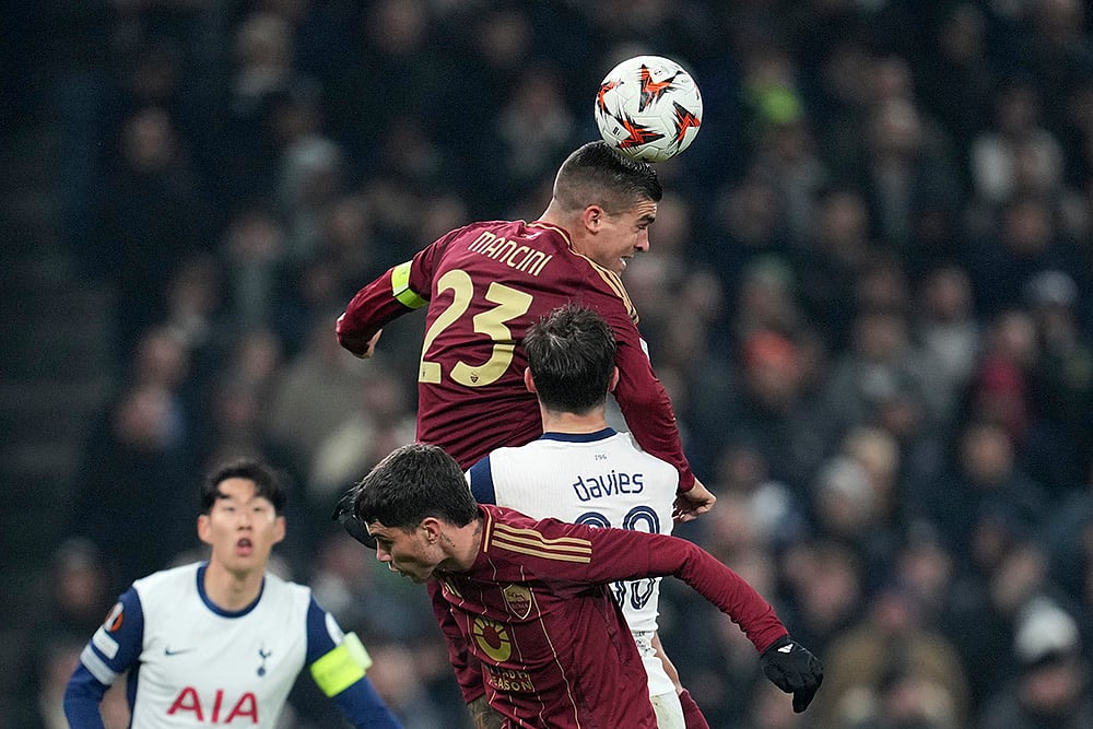 UEFA Europa League Soccer Tottenham Hotspur Vs AS Roma football gallery: Gianluca Mancini
