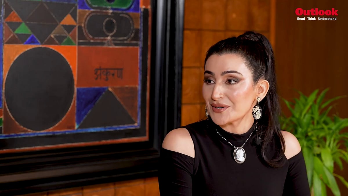The Lush Socialite: Editor Chinki Sinha in Conversation with Shalini Passi