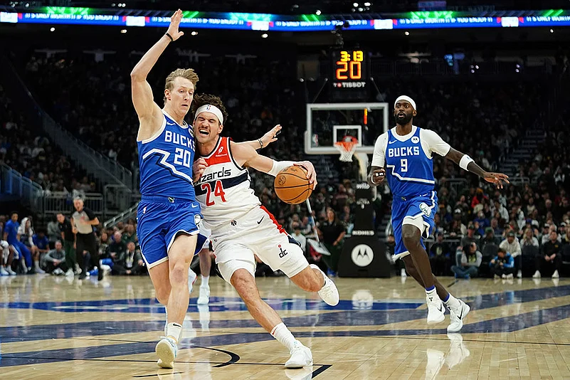 Washington Wizards vs Milwaukee Bucks
