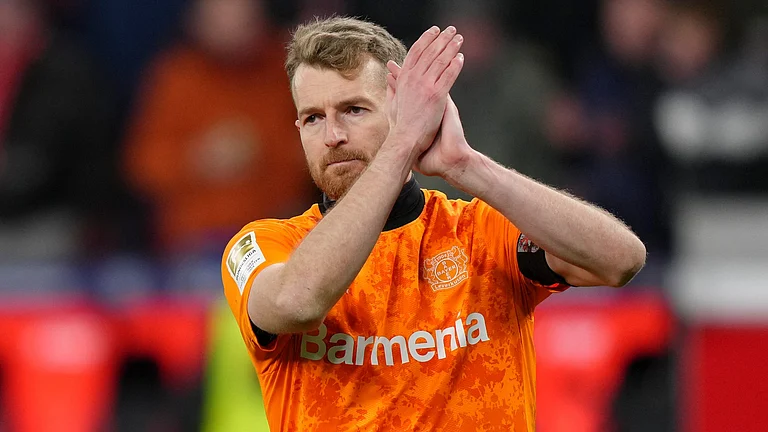 Bayer Leverkusen goalkeeper Lukas Hradecky - null