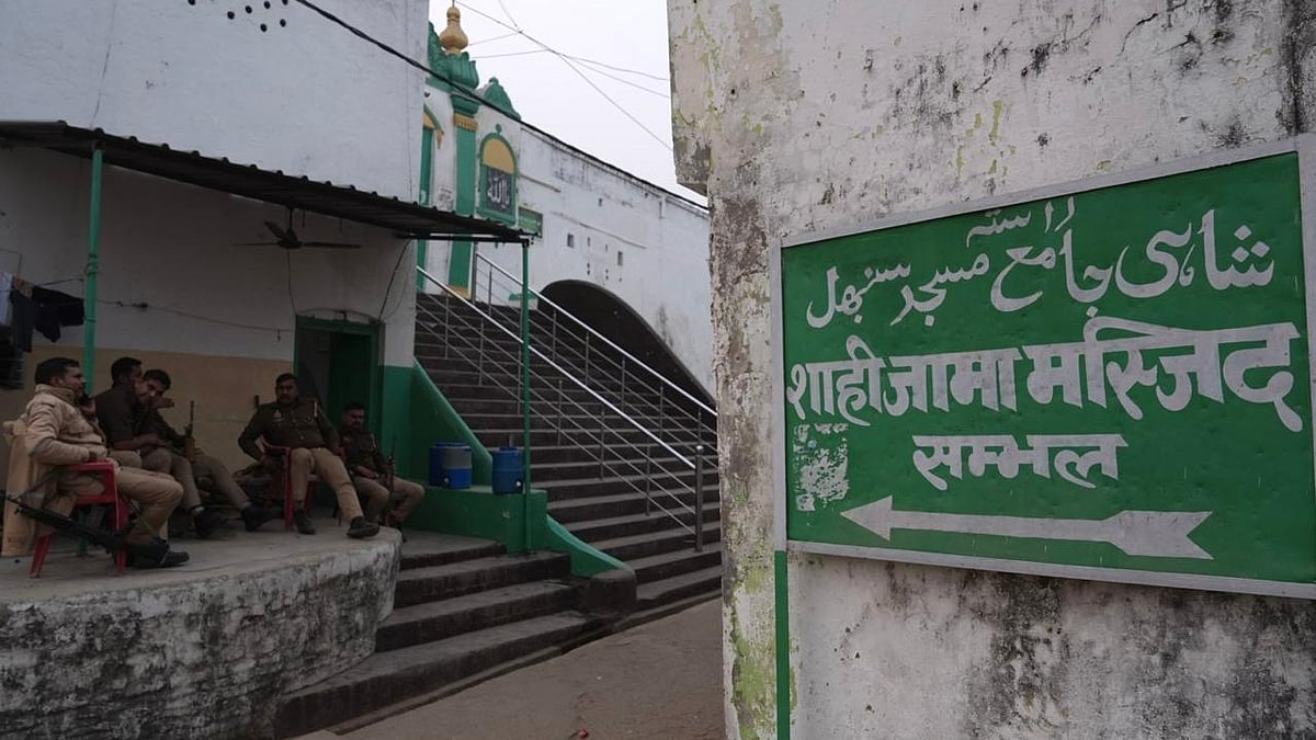 Credit - Tribhuvan Tiwari : Tight security outside Jama Masjid in Sambhal, a day after violent clashes broke out over a court-ordered mosque survey