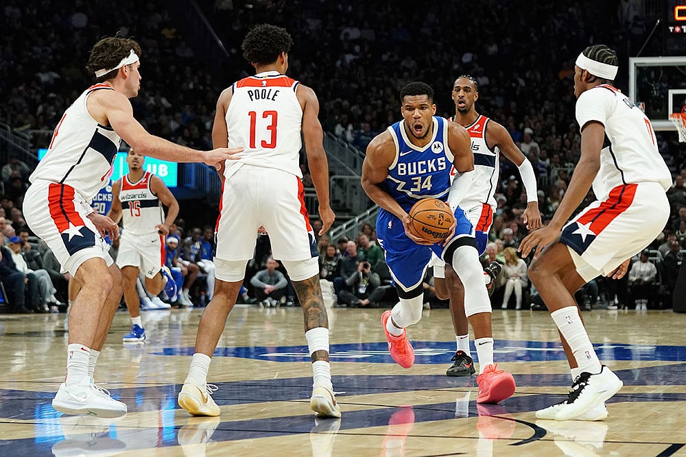 NBA: Washington Wizards vs Milwaukee Bucks - | Photo: AP/Aaron Gash