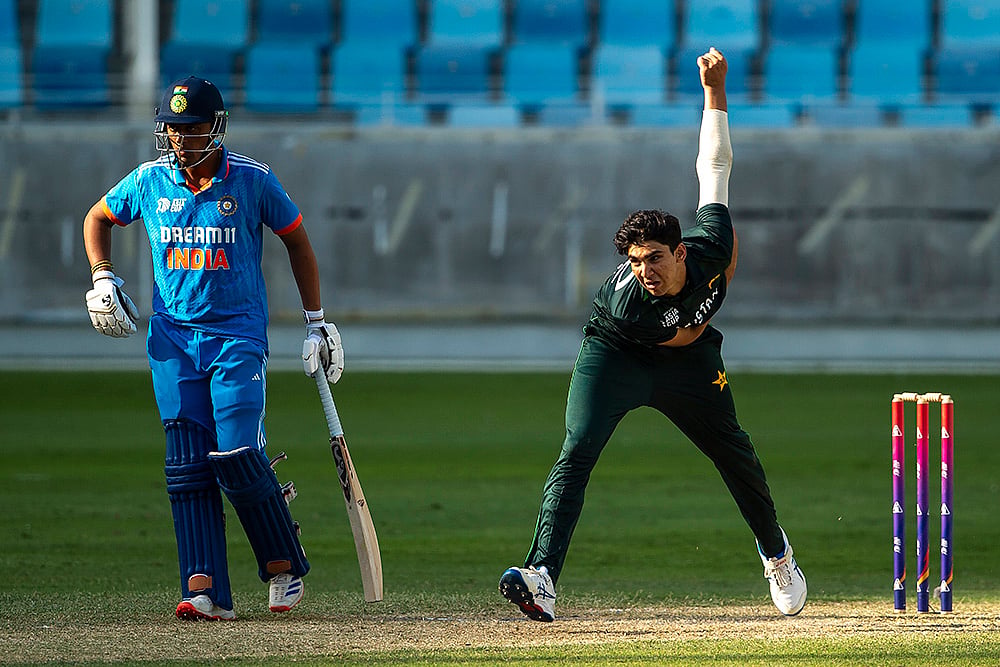 Emirates Asia Cup U-19 Cricket India vs Pakistan photo: Faham-ul-Haq
