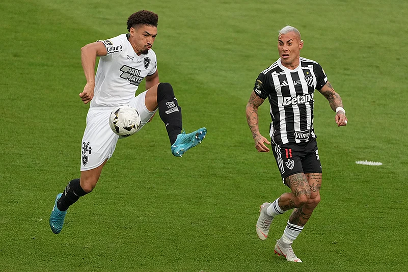 Copa Libertadores Final Botafogo vs Atletico Mineiro football gallery: Adryelson