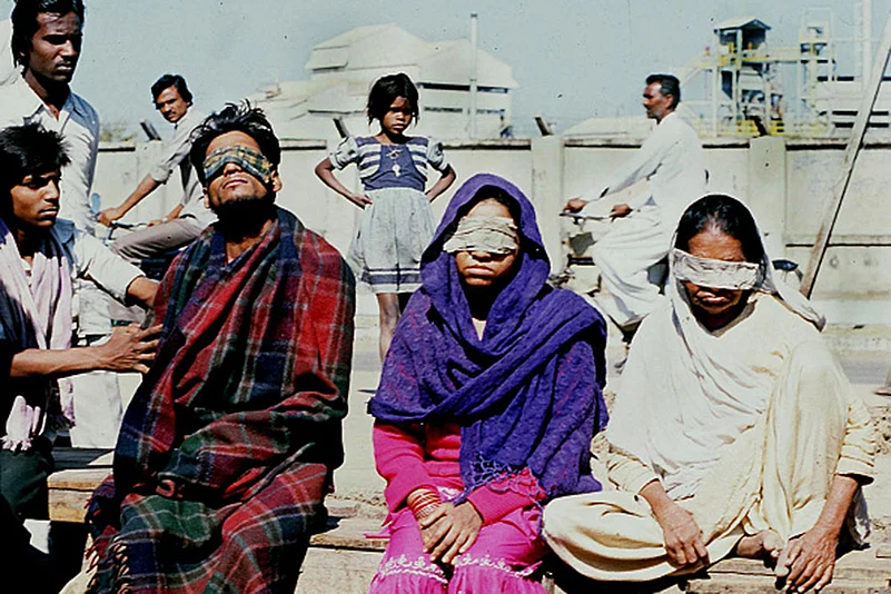 Bhopal Gas Tragedy at Union Carbide plant on December 04, 1984_7