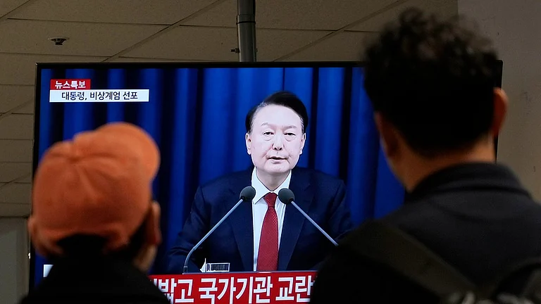 South Korean President Yoon Suk Yeol declares emergency martial law - | Photo: AP