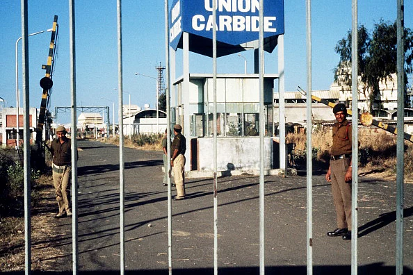 Bhopal Gas Tragedy at Union Carbide plant on December 04, 1984_3