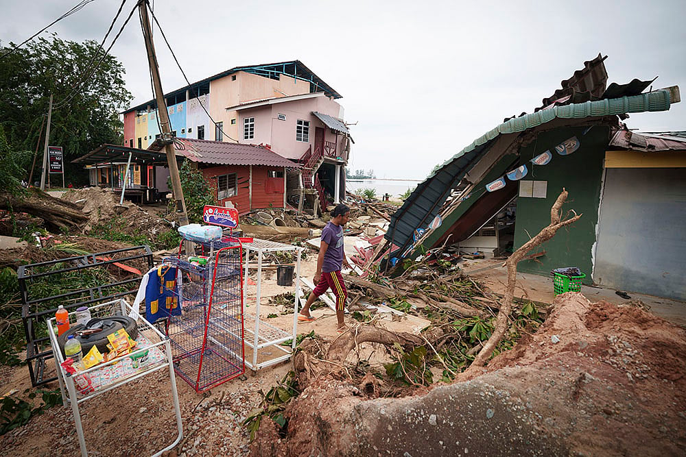 Floods wreak havoc in Malaysia photos: 8