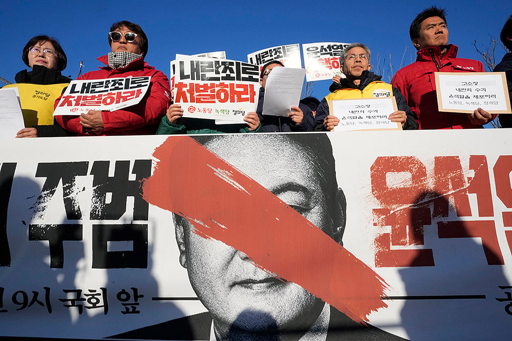 Martial Law: South Korea political crisis photos 9